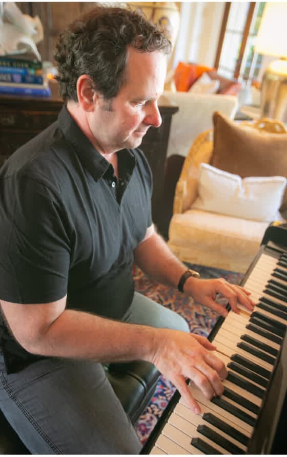 Roland Frasier at the piano